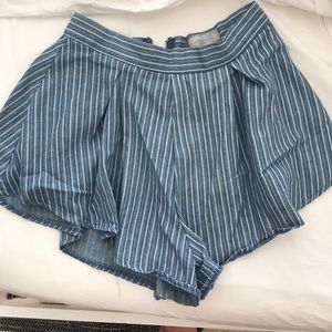 LF flowy shorts